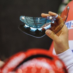 Omega_lenses_schaatshelm